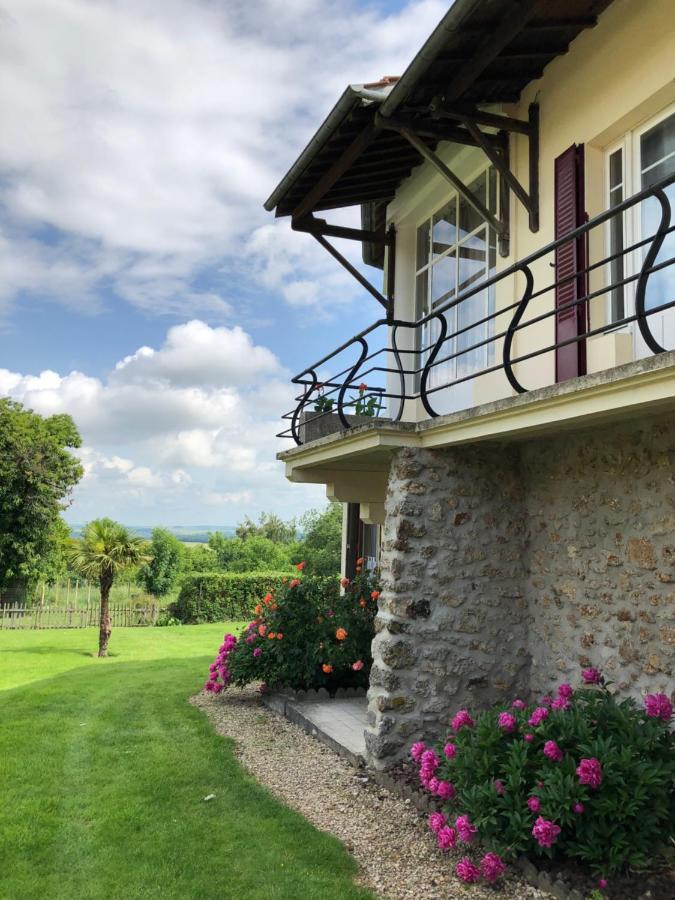 Bed and Breakfast Chambre d'hotes Romance à Saint-Jean-les-Deux-Jumeaux Extérieur photo